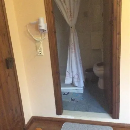 Guest house Ey-Giann 3*