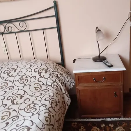 Guest house Ey-Giann Karpenisi