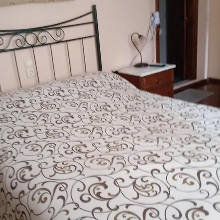 Guest house Ey-Giann 3*