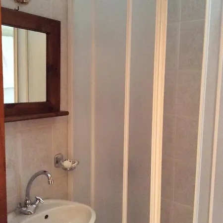 Guest house Ey-Giann